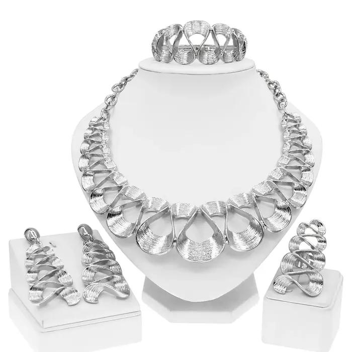 Ensemble de bijoux plaqué or pour femme collier pendentif rond bracelet brillant boucles doreilles bague mariage polyvalent