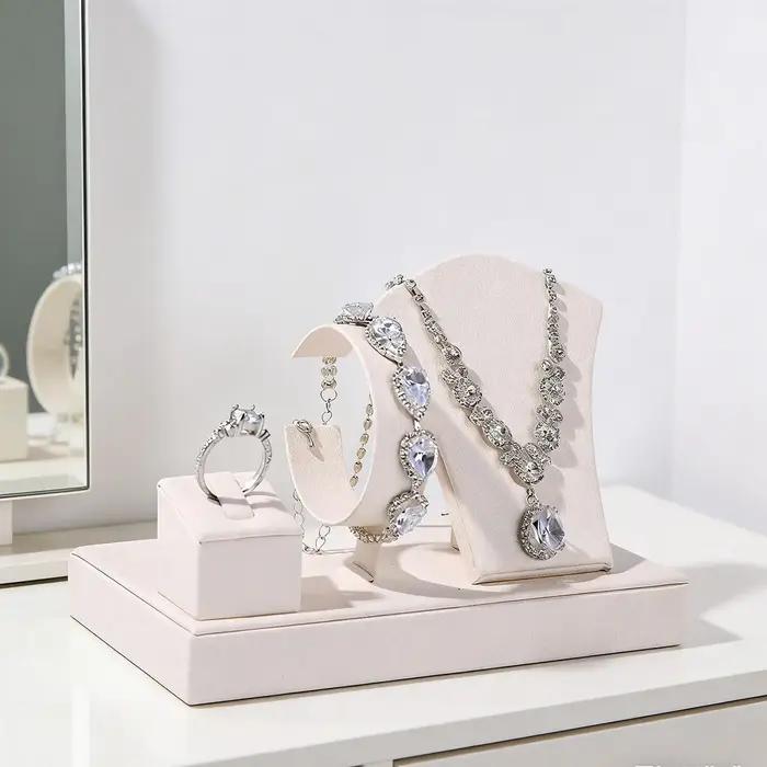 Présentoir à bijoux en cuir PU élégant pour collectionner et exposer colliers, bagues, bracelets et boucles d'oreilles pour bureau et maison