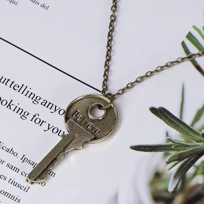 Collier à breloques Vintage pour hommes et femmes