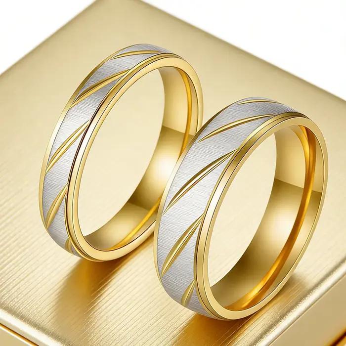 Bagues assorties pour couple