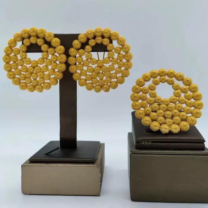 Ensemble de bijoux plaqués or de dubaï pour dames, nouveau Design, boucles d'oreilles et bagues pour