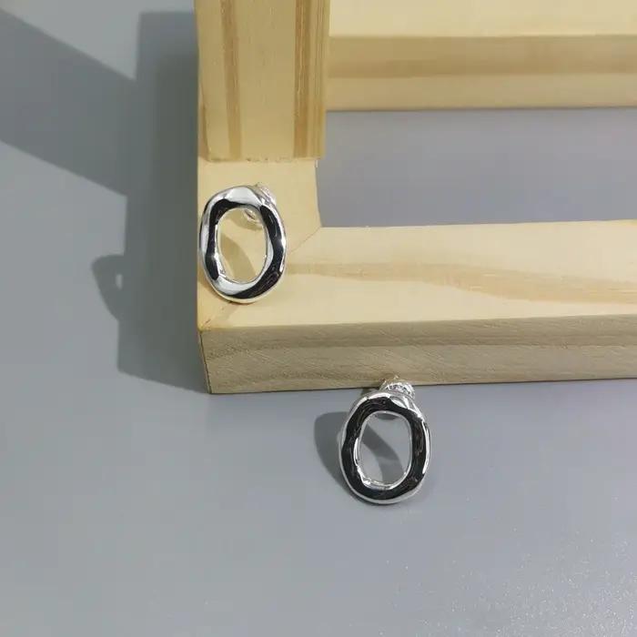 Boucles d'oreilles à anneau creux en or et argent