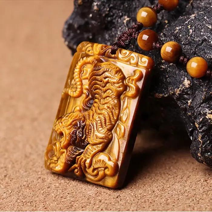 Pendentif œil de tigre sculpté à la main, collier de guérison énergétique avec chaîne de perles, amulette porte-bonheur, bijoux en cristal pour femmes et hommes