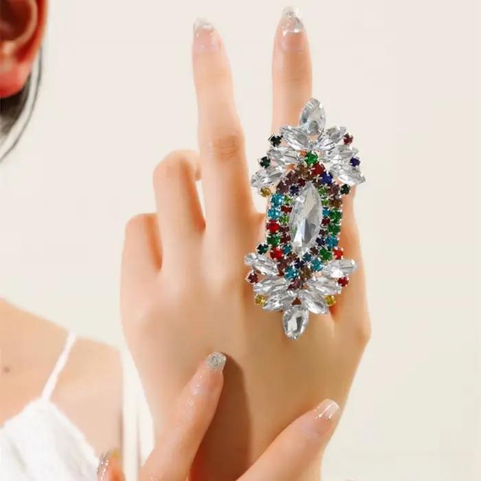 Grande bague réglable plaquée électrique, diamant d'eau coloré, ouvertures exagérées, accessoire à la mode pour femmes