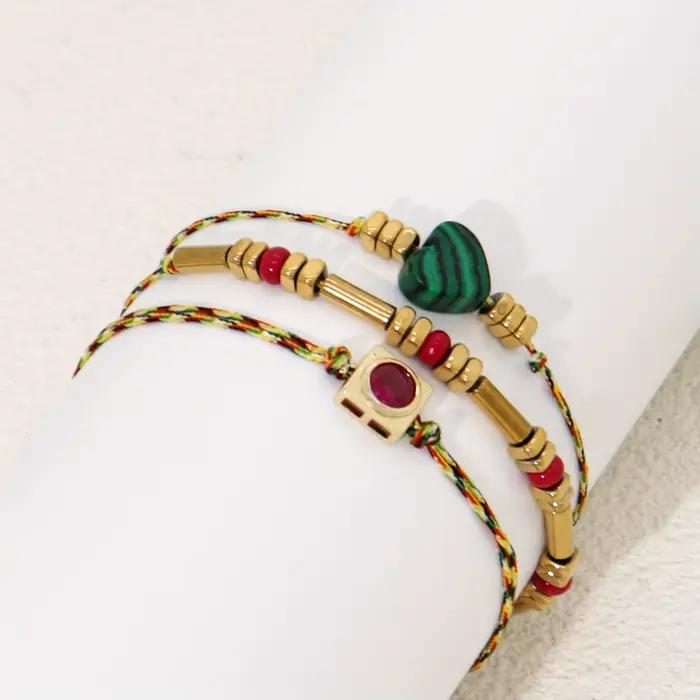 Ensemble de bracelets bohème chic pour femmes, 3 pièces, fabriqués à la main avec une pierre naturelle en forme de cœur, chaîne délicate pour tenue décontractée, fête