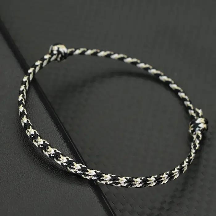Bracelet en corde colorée ethnique tissé à la main