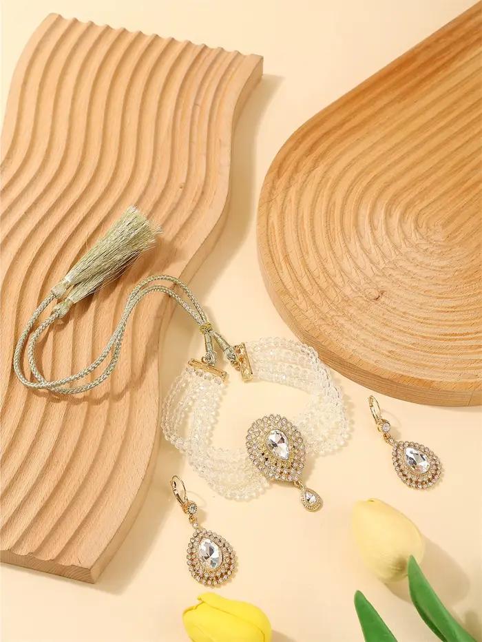 Ensemble de bijoux pour femmes avec boucles d'oreilles et bracelet en alliage de zinc