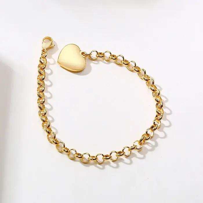 Bracelet Chaîne en Forme de Cœur pour Femmes, Acier Inoxydable, Finition Or, Pour Fêtes, Rue, Anniversaires et Engagements