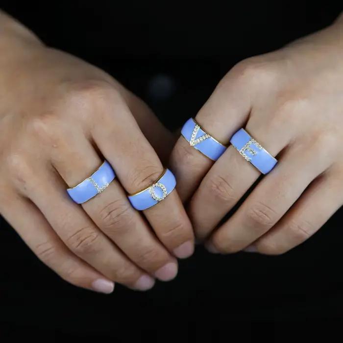 Rose Bleu Émail 26 Alphabet Lettre Bande Anneau Pour Les Femmes Initiales A-Z Lettre Émail Coloré CZ Anneaux Bijoux De Fiançailles