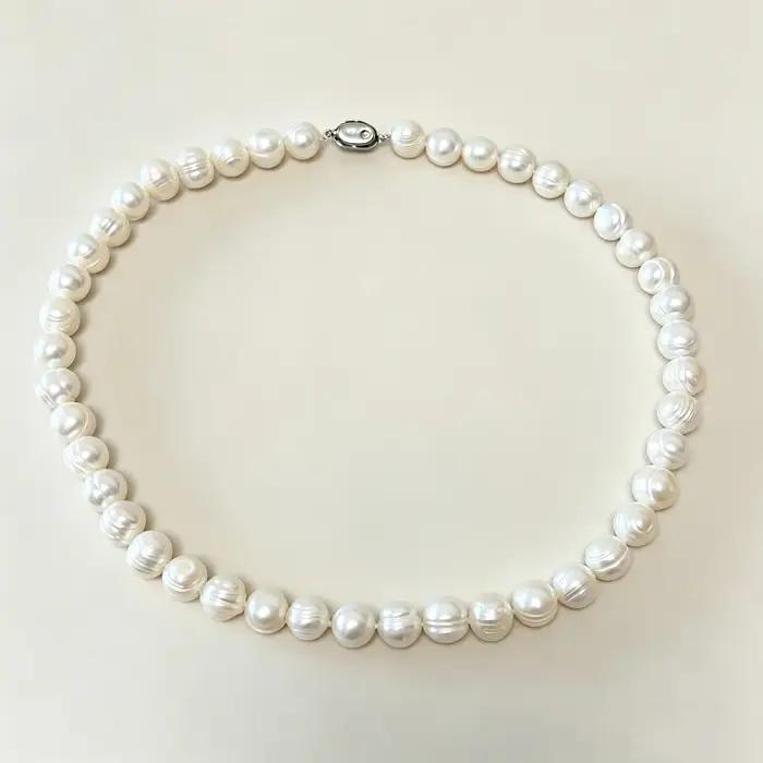 Grand collier de perles d'eau douce 100% naturelles