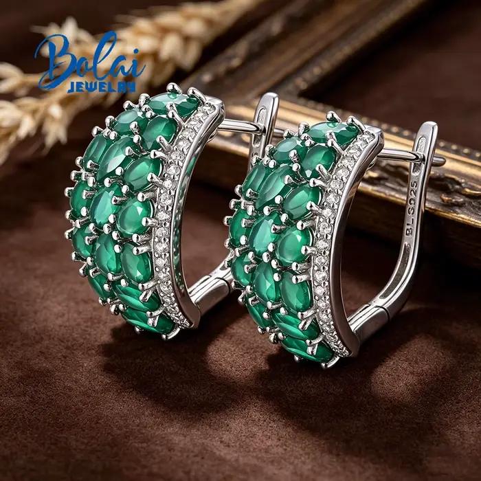 Magnifiques boucles d'oreilles en agate verte naturelle