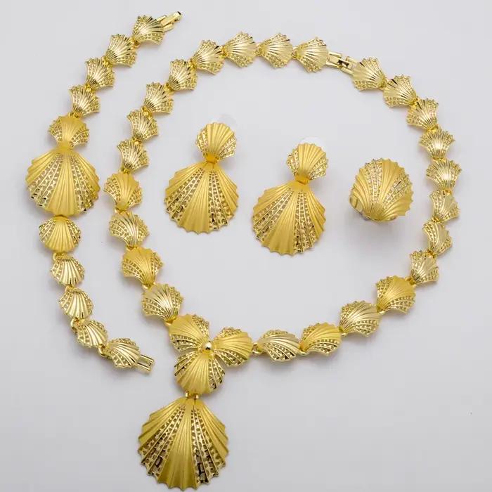 Ensemble de bijoux Sunny Jewelry plaqué or pour femmes romantique et mignon collier bague bracelet boucles d'oreilles occasions spéciales mariage cérémonie