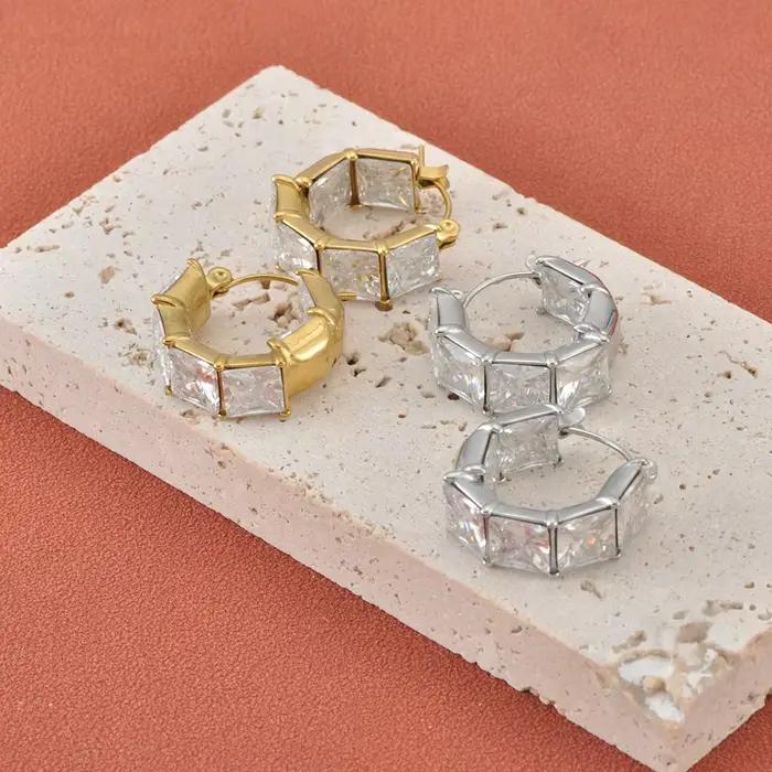 Boucles d'oreilles carrées tendance en acier inoxydable et zircone pour femmes, bijoux d'anniversaire et cadeau romantique pour occasions spéciales
