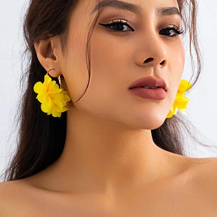 Boucles d'oreilles créoles Ingemark en tissu rose fleuri avec plaquage argent et imitation rhodium pour femmes, mode k-pop, Y2K, bijoux de fête, accessoires romantiques et colorés