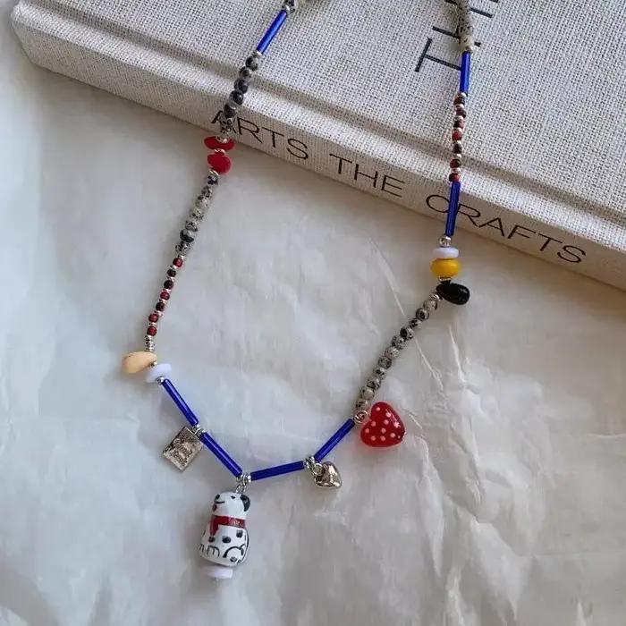 Collier de chiot dalmatien en perles noires et blanches, ras du cou fait à la main, pendentif de chiot, mignon, bijoux pour amoureux des chiens