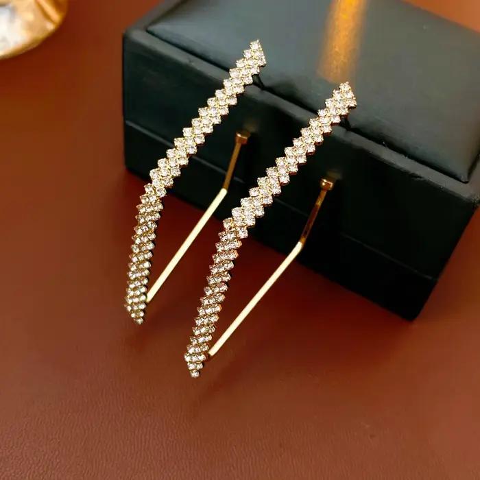 DREJEW exquis incrusté strass boucle d'oreille pour les femmes léger luxe haut de gamme polyvalent boucles d'oreilles élégant bijoux élégants