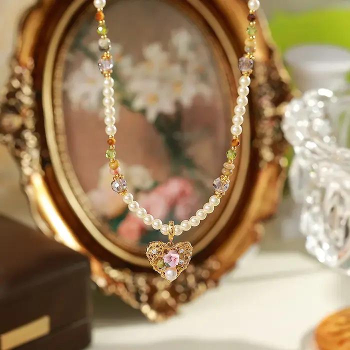 Collier de fleurs en perles rétro style Napoléon, mode féminine polyvalente, sensation haut de gamme, forme géométrique, chaîne en zircon
