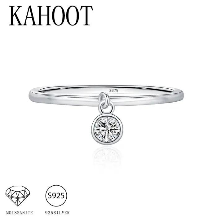 Un moissanite ronde en argent 925 de 0