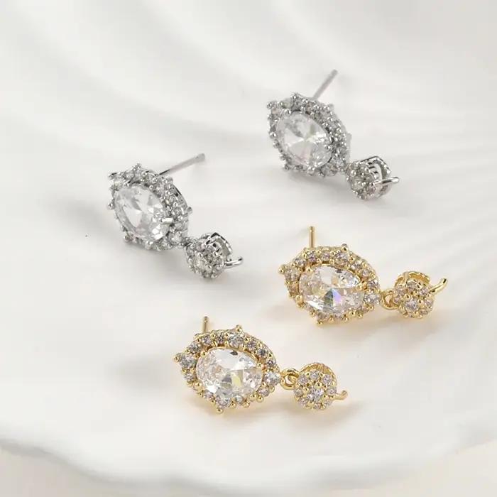 Boucles doreilles clous en perles brillantes plaquées or 14 carats pour femmes occasions speciales elegance et classe