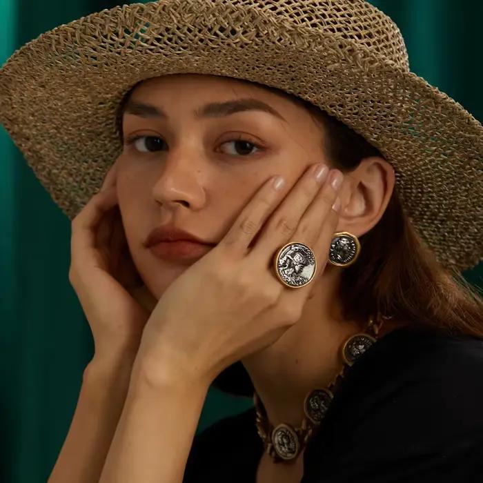 Bague de fiançailles avec pièce de monnaie Antique pour femme, Portrait de beauté Vintage, accessoires de couleur or, bijoux indiens de luxe de dubaï, tendance 2025