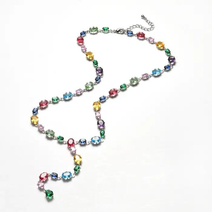 Ensemble de bijoux à la mode avec pendentif squelette, incrustations de zircone, collier et bracelet pour femmes occasions festives