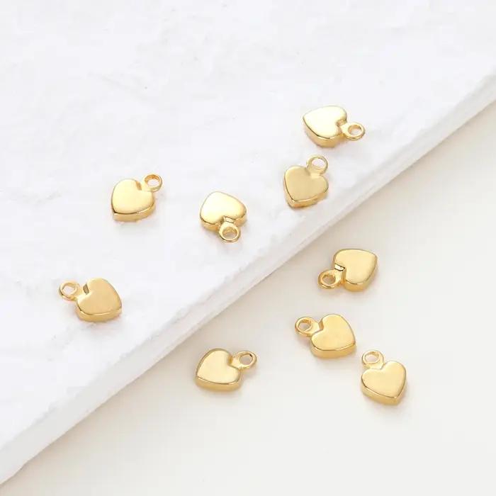 Pendentifs en laiton en forme de cœur plaqué or 14K/18K