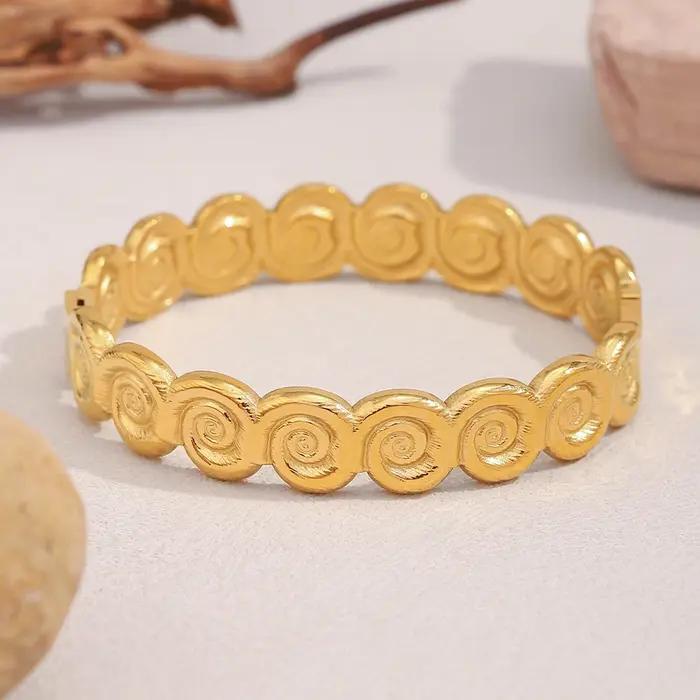 E.B.belle – Bracelet conque créative en acier inoxydable plaqué or 18 carats