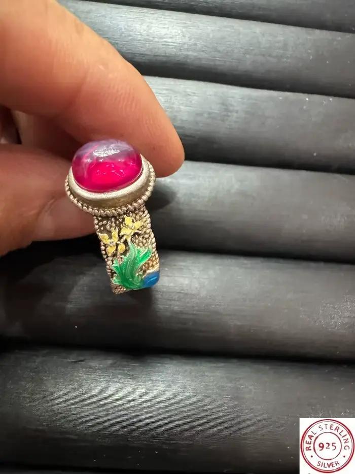 Bague tibétaine en argent cloisonné, incrustée de rubis étoilés, style ethnique rétro, bande ouverte réglable, bijou de doigt vintage unisexe