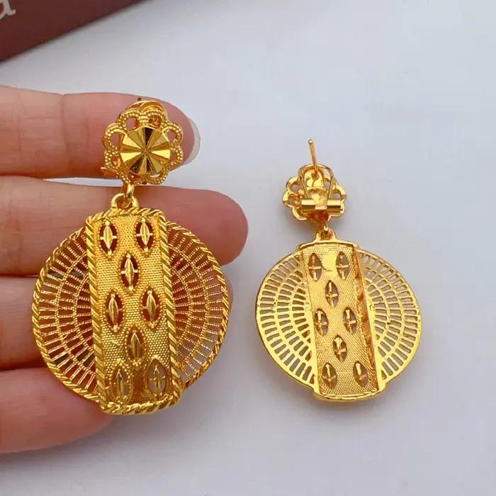 Ensemble de collier et boucles d'oreilles longues africaines pour femmes