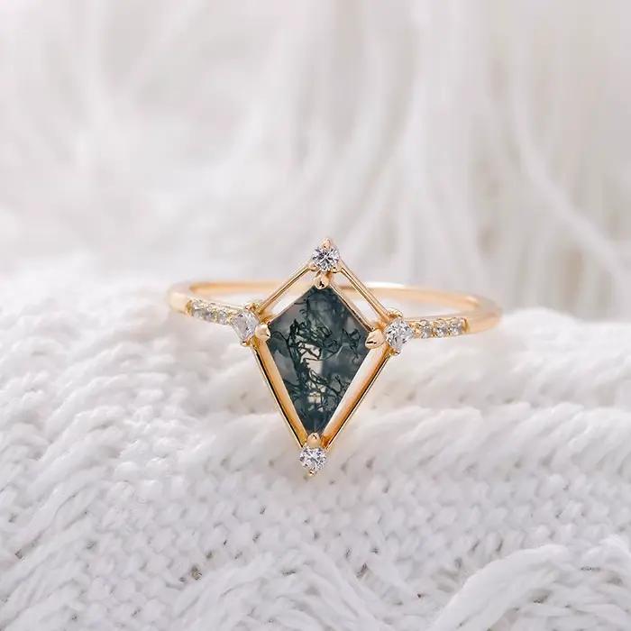 Bague vintage en pierre précieuse naturelle pour femme