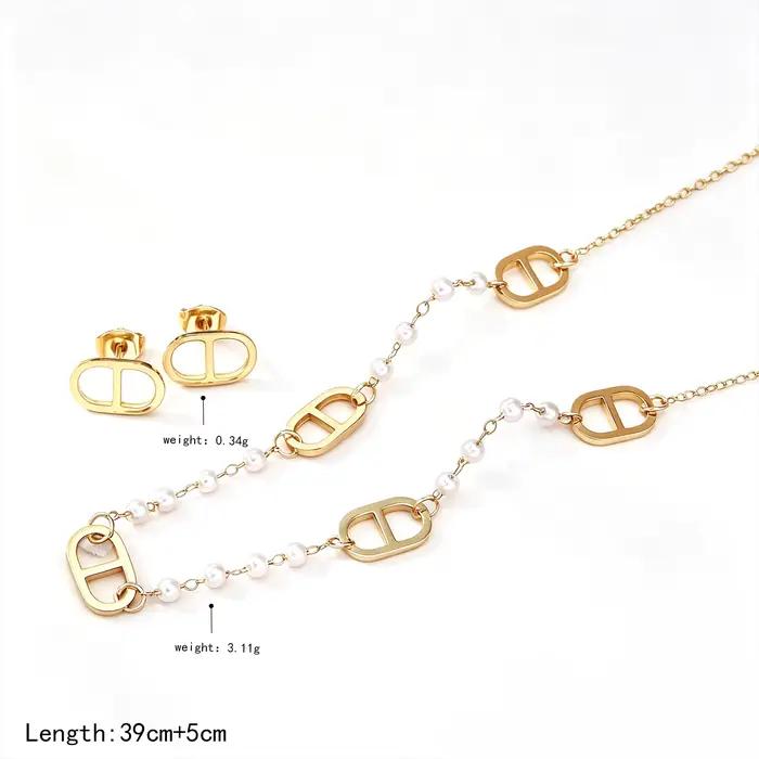 Ensemble de bijoux tendance avec logo CD, collier et boucles d'oreilles plaqués or pour femmes, accessoires minimalistes et vintage de style français