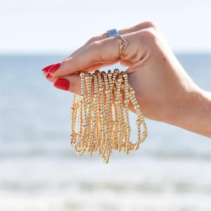Bracelet à perles géométriques en cuivre plaqué or 18 carats pour femmes occasions spéciales minimalistes