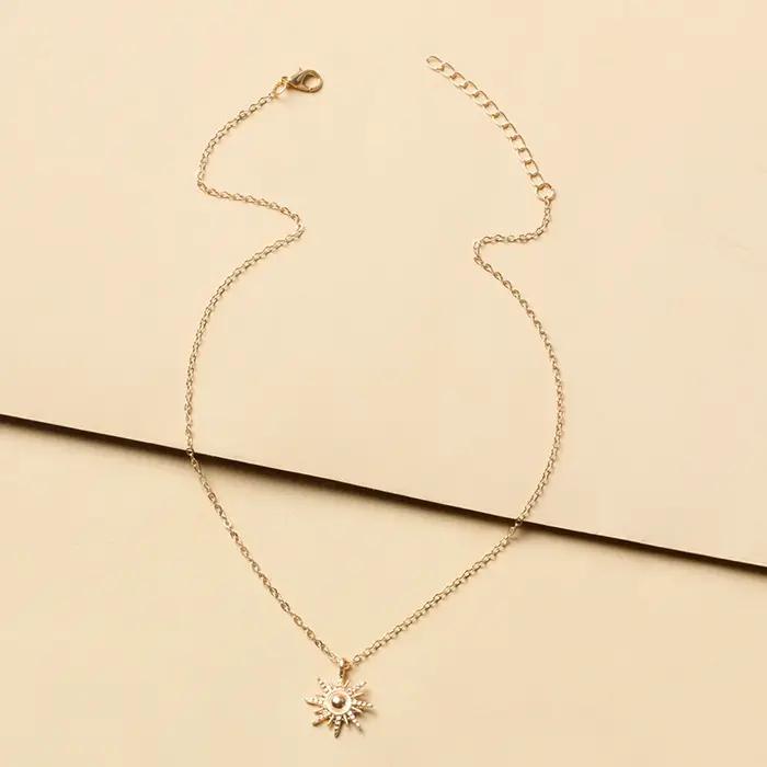 Collier pendentif soleil couleur or Simple pour femmes