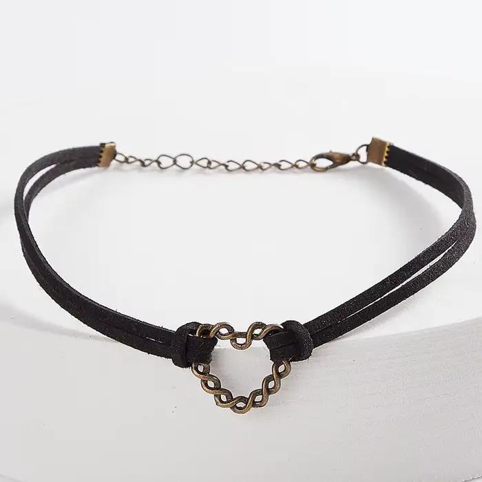 Collier Vintage en forme de cœur et de fleur pour femmes, mode Punk en cuir Pu, ras du cou, chaîne,