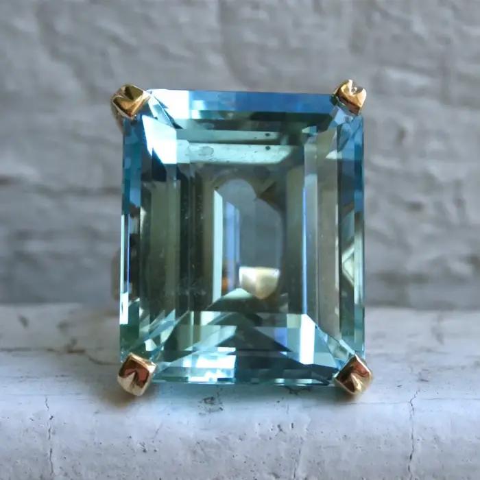 Bague de fiançailles en diamant de princesse topaze bleue de mer naturelle véritable