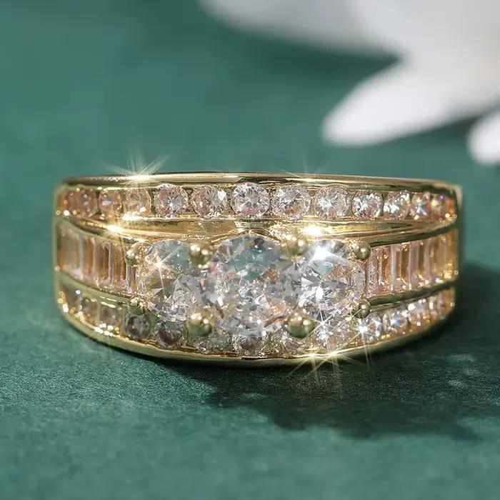 Magnifique bague de fiançailles à trois rangs incrustée de zircone synthétique pour femme, accessoires de bijoux de mariage et d'anniversaire étincelants et tendance