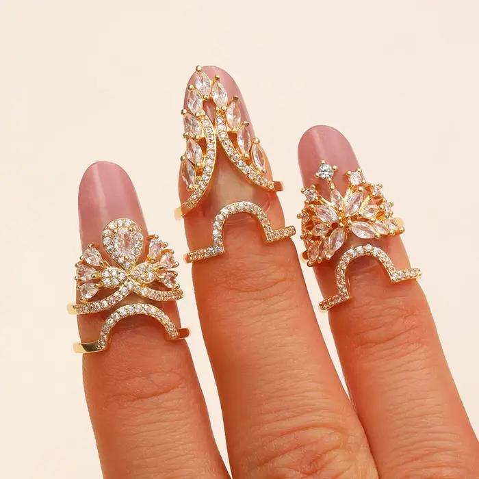 Bague d'ongle en zircon brillant exquise pour femme