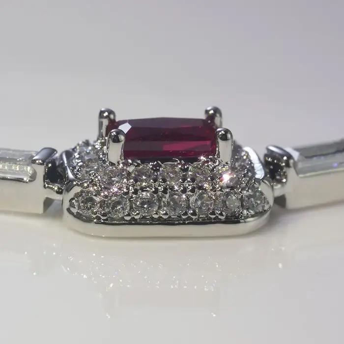 Bijoux pour femmes plaqué argent diamant rouge Bracelet de pierres précieuses Micro pavé émeraude Zircon mode