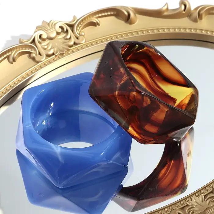 Bracelet tendance en résine épaisse à facettes géométriques irrégulières pour femmes