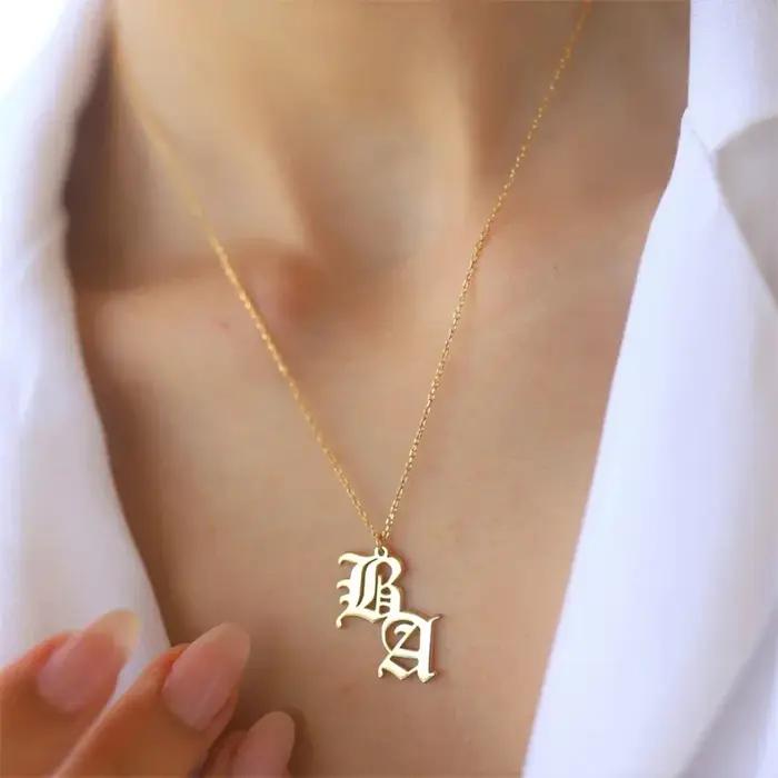 Collier de nom personnalisé avec deux lettres pour filles