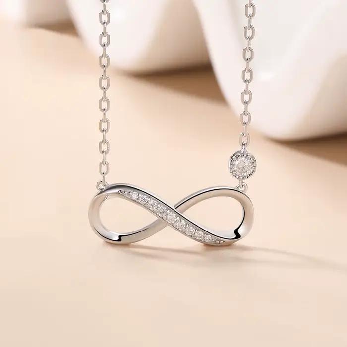 M-JAJA Moissanite collier Möbius boucle infinie pendentif