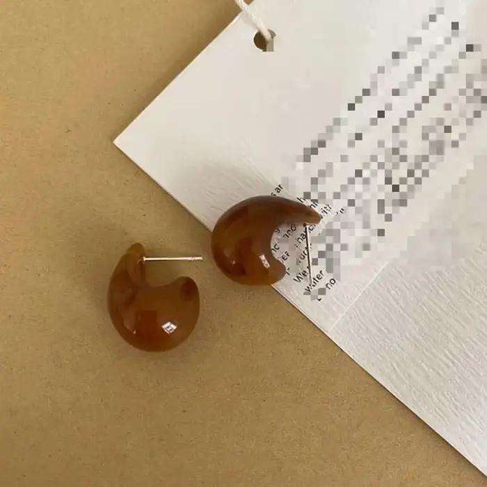 Boucles d'oreilles rétro simples en résine de virgule, marron ambre, géométrie stéréo, frange foncée, breloque coréenne, bijoux, accessoires, cadeaux