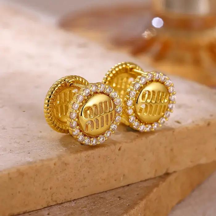Boucles d'oreilles double face en forme de lettre créoles Huggie avec cristaux ronds pour femme bijoux de luxe cadeau mode anniversaire occasions spéciales