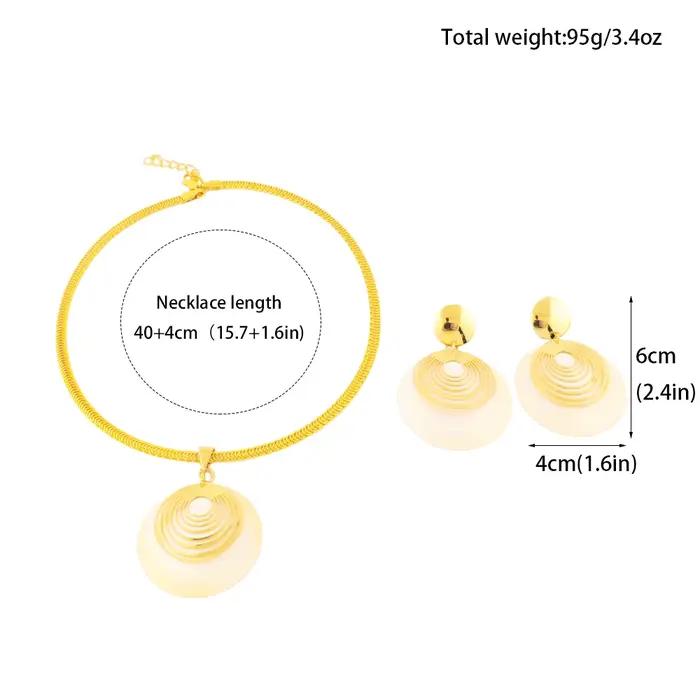 Ensemble de bijoux doré luxueux pour femmes, collier et boucles d'oreilles élégants pour mariage et cérémonies de remise de diplômes