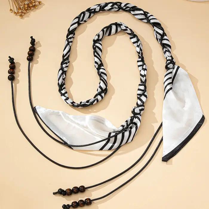 Un collier pour femme de style bohème ethnique haut de gamme