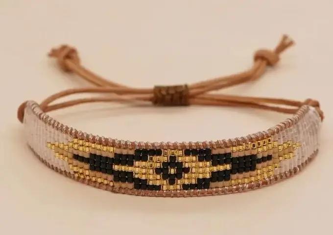 Bracelet de perles de riz géométrique rétro tissé à la main bohême réglable pour femmes mode original simple occassions spéciales