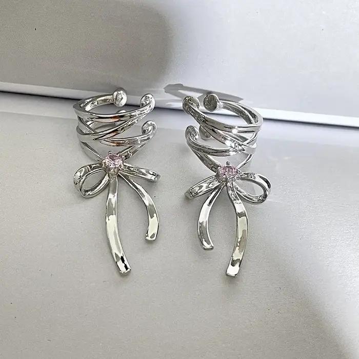 Boucles d'oreilles à clip en alliage de zinc or jaune clair style nœud papillon pour femmes mode classique Kpop danse ballet occasions spéciales