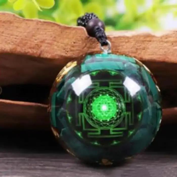 Collier en cristal de malachite naturelle