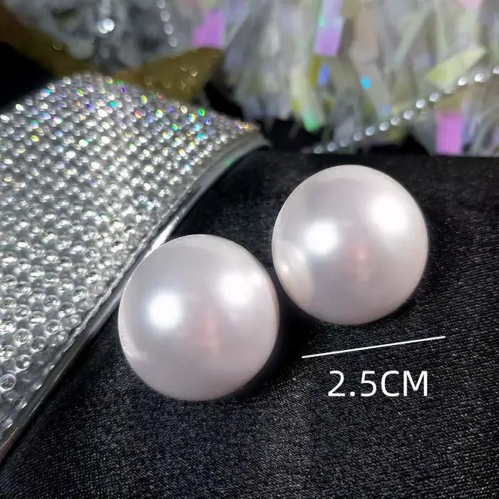 Boucles d'Oreilles en Perle Simulée Rondes pour Femmes Occasions Spéciales Mariage Anniversaire Cadeau Chic Minimaliste
