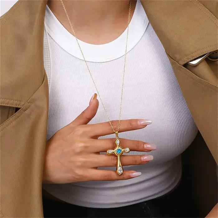Yori – collier délicat avec pendentif croix en zircone cubique pour femmes